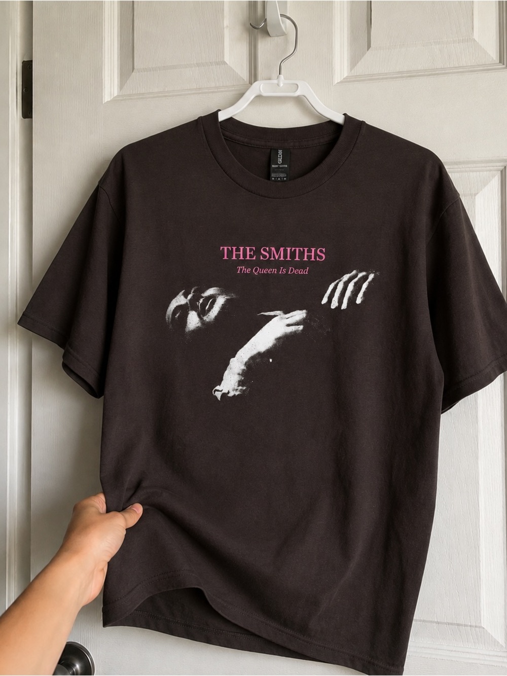 Gildan Black THE SMITHS 'The Queen Is Dead' Tee with Pink Print